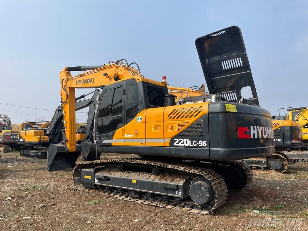 Hyundai 220-9S Crawler excavators