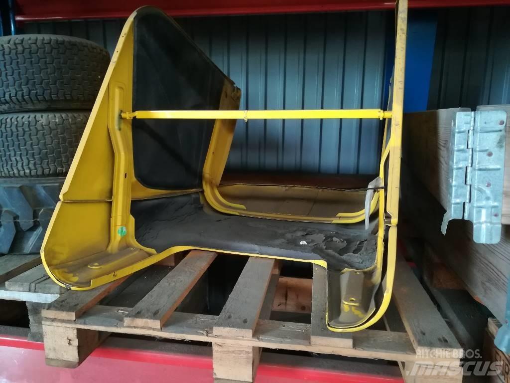 New Holland B 115 Engines