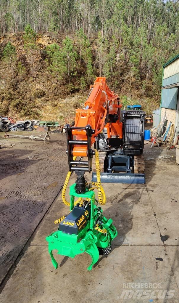 Hitachi ZX 210 Crawler excavators