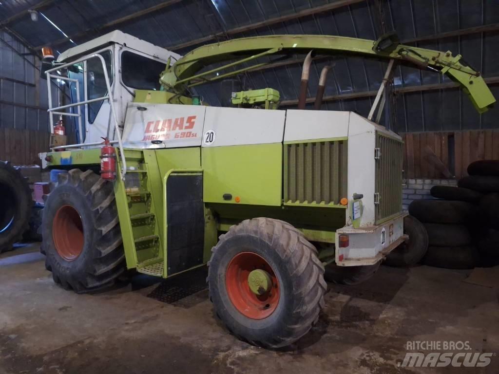 CLAAS Jaguar 690 Forage harvesters