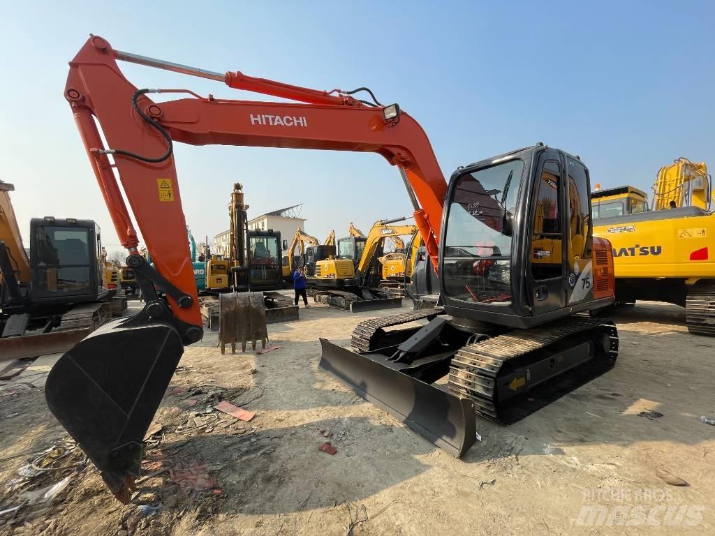 Hitachi ZX 75 Crawler excavators
