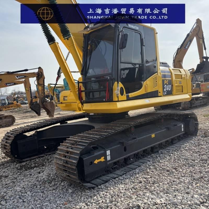 Komatsu PC 240 Crawler excavators
