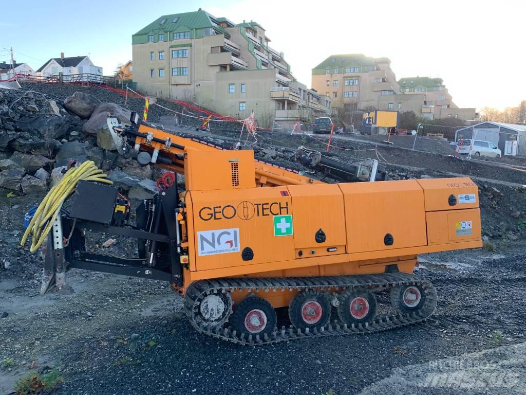 Geotech 607 Surface drill rigs