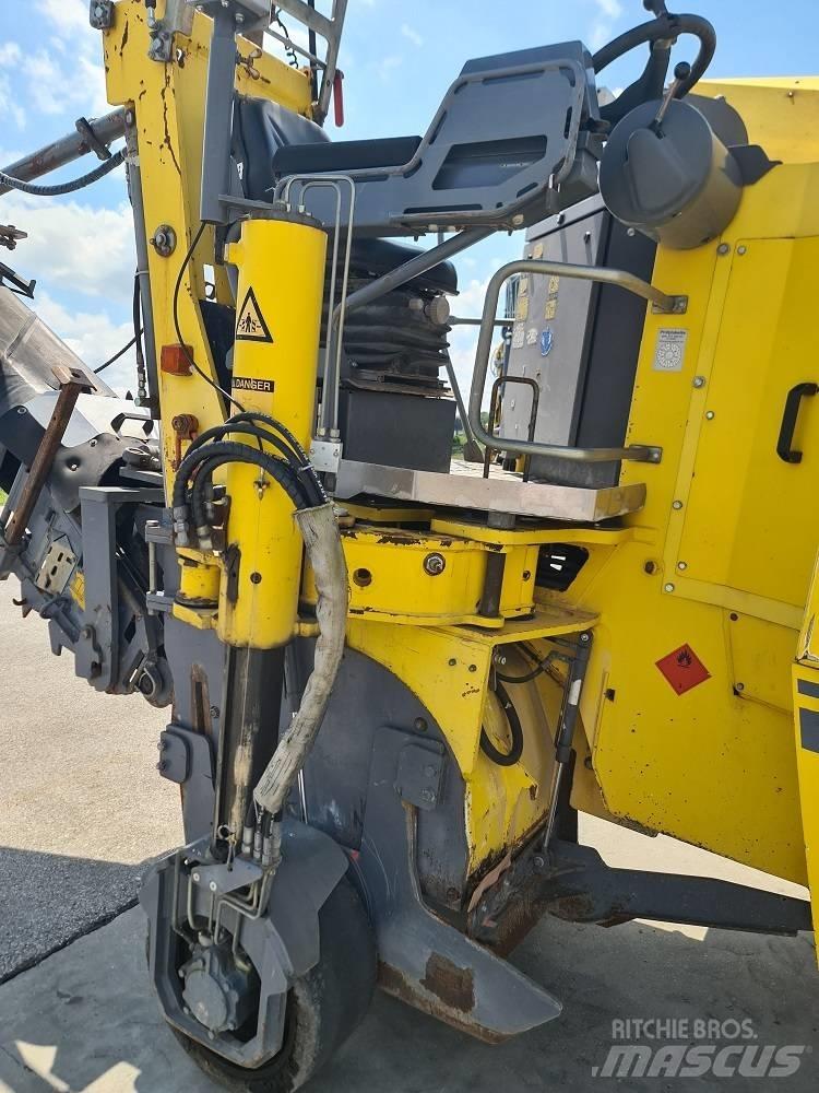 Wirtgen W50DC Asphalt cold milling machines