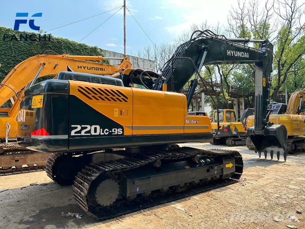 Hyundai 220lc-9c Crawler excavators