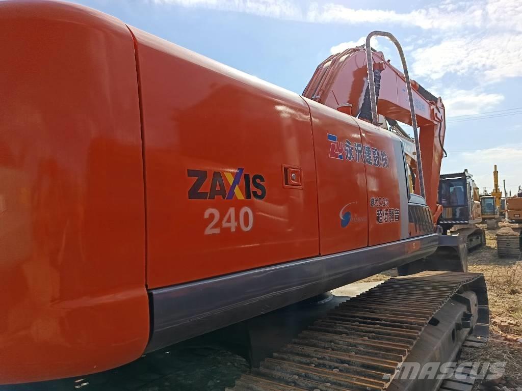 Hitachi ZX240 Crawler excavators
