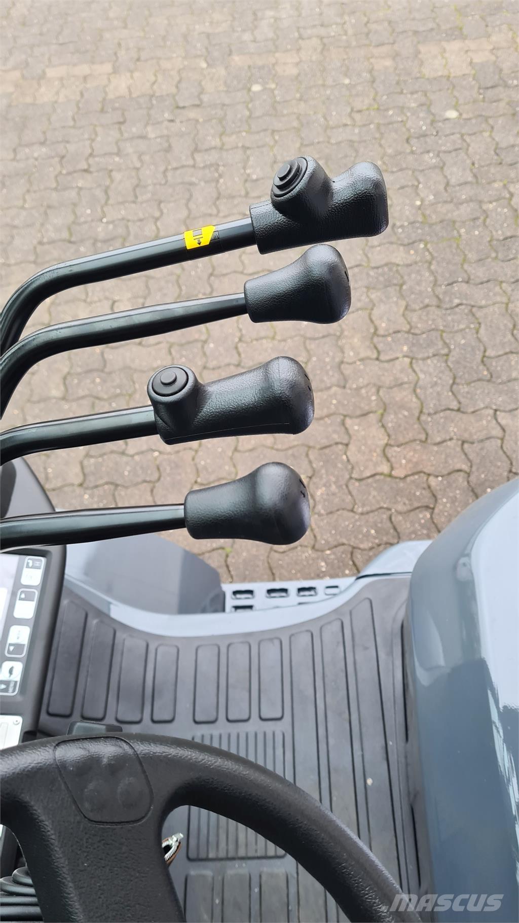 Toyota 02-8FGF25 LPG trucks