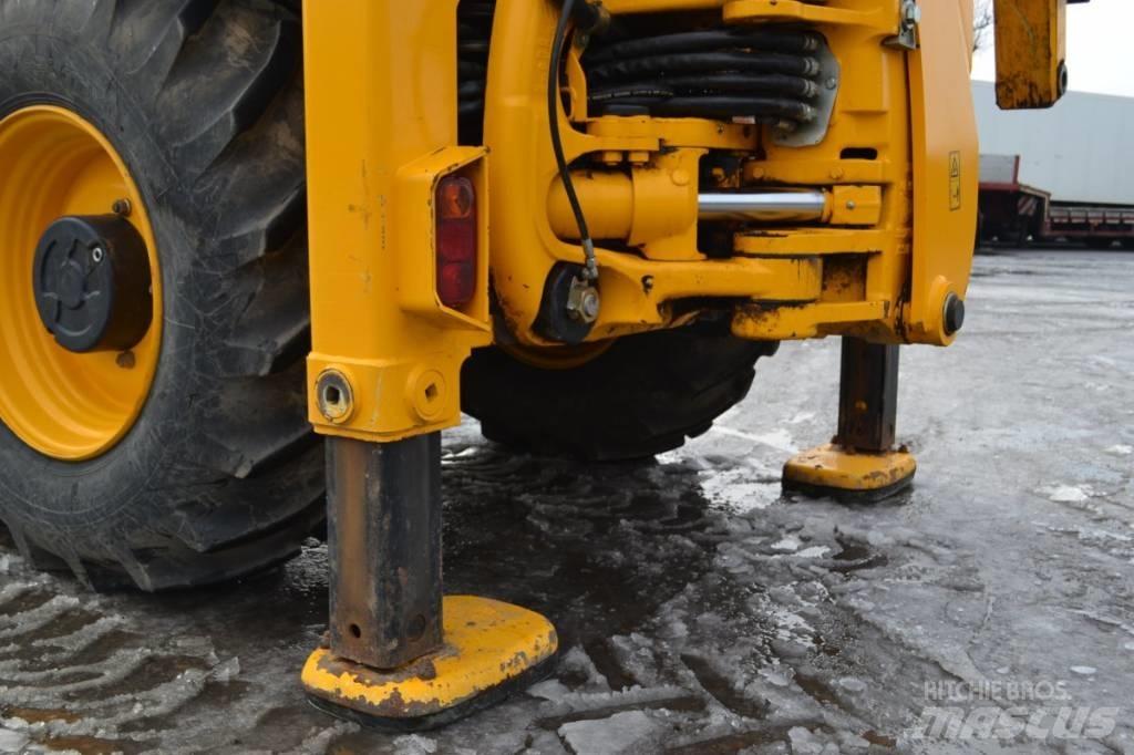 JCB 3 CX Backhoe
