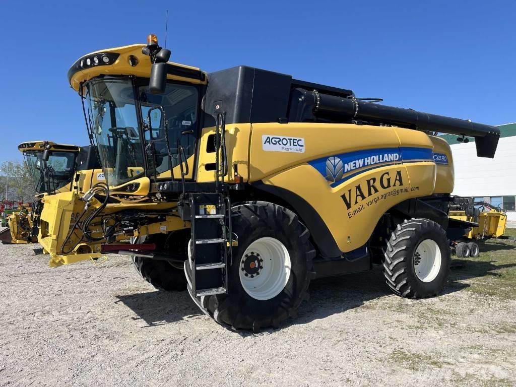 New Holland CX8.80 Combine harvesters