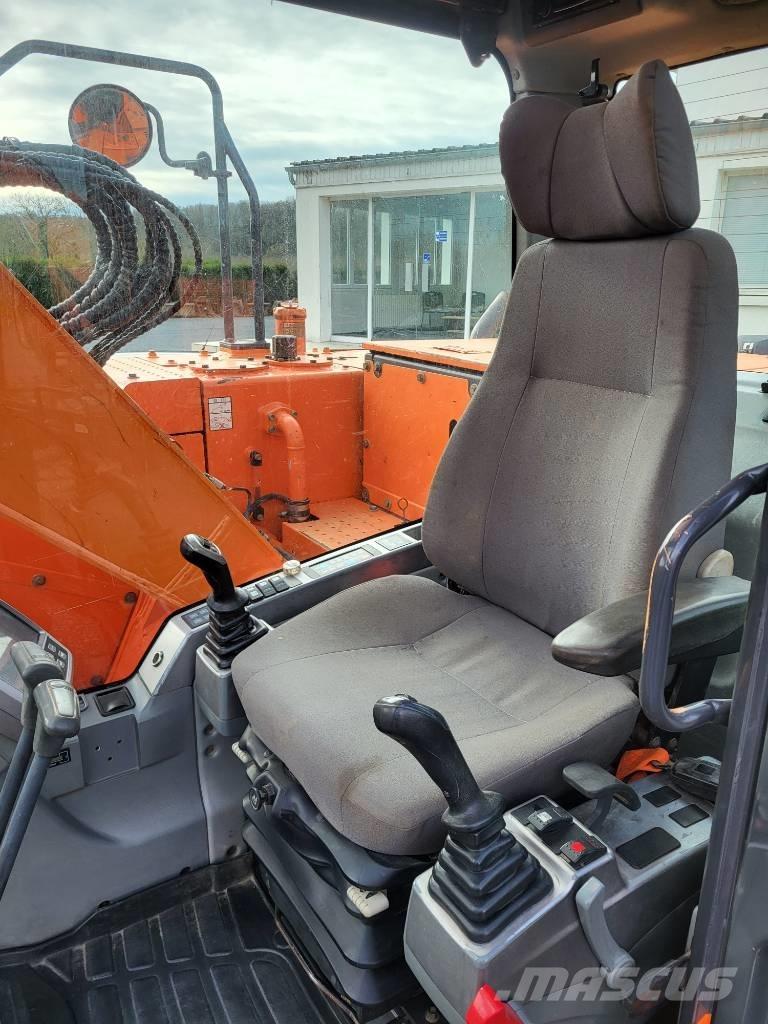 Doosan DX 140 LCR-3 Crawler excavators