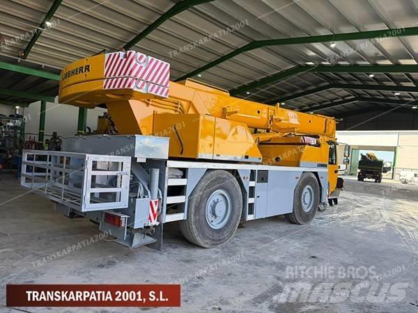 Liebherr LTM 1030-2 All terrain cranes