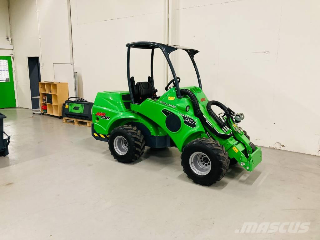 Avant 750 Mini loaders