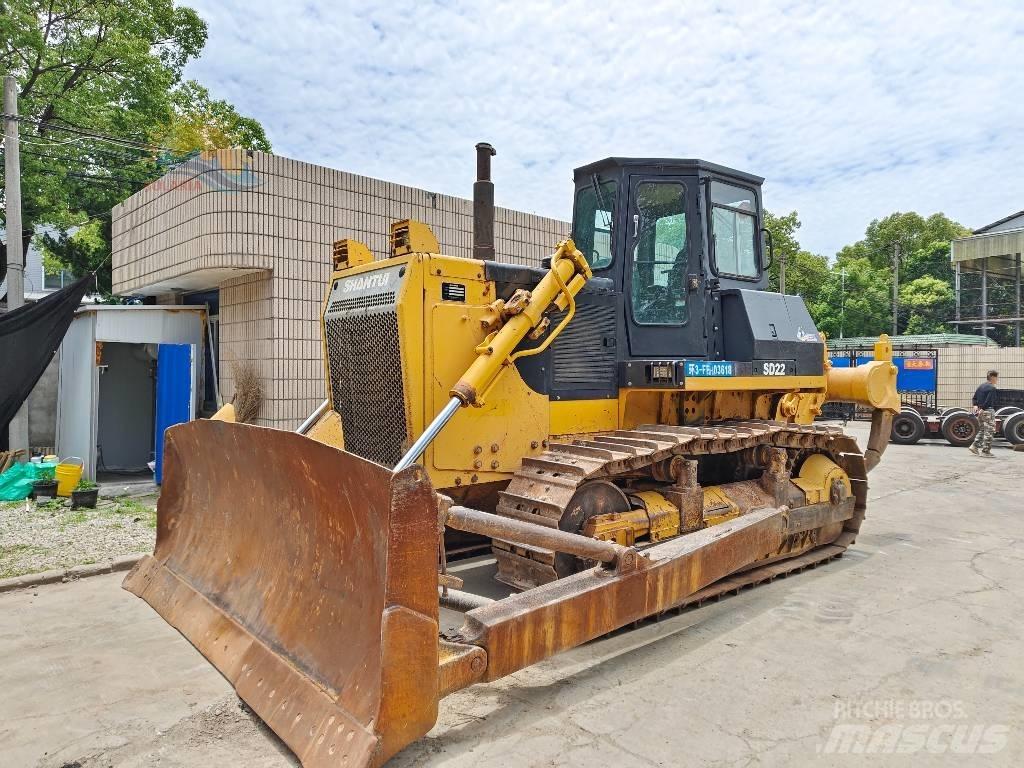 Shantui SD 22 Crawler dozers