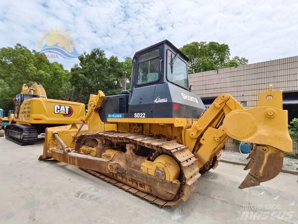 Shantui SD 22 Crawler dozers