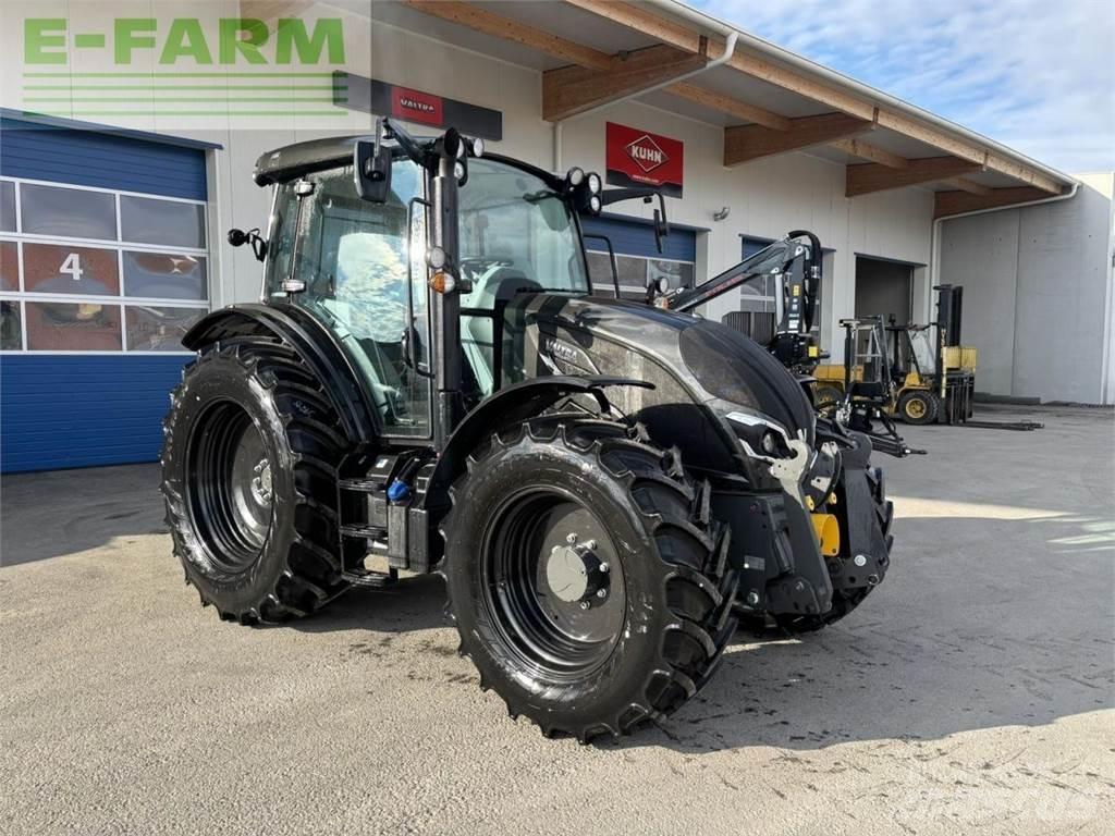 Valtra a 115 Tractors