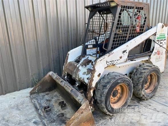 Bobcat 753 Skid steer loaders