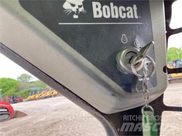 Bobcat T140 Skid steer loaders