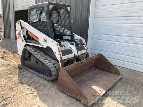 Bobcat T140 Skid steer loaders