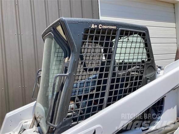 Bobcat T200 Skid steer loaders