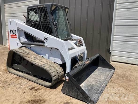 Bobcat T200 Skid steer loaders