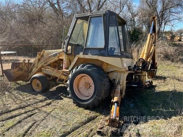 CASE 580C Backhoe
