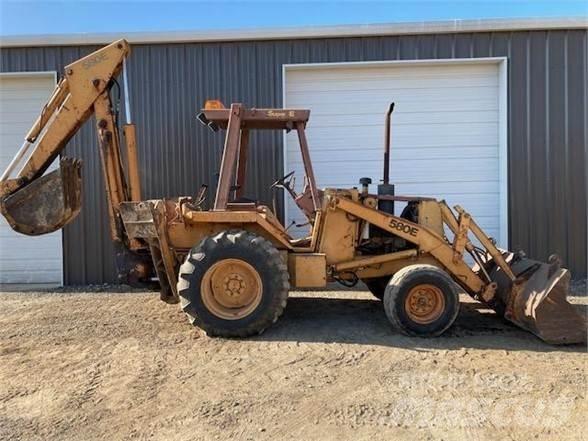 CASE 580E Backhoe