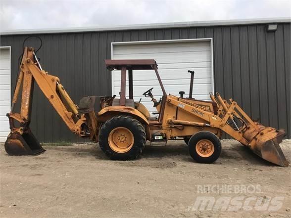 CASE 580K Backhoe