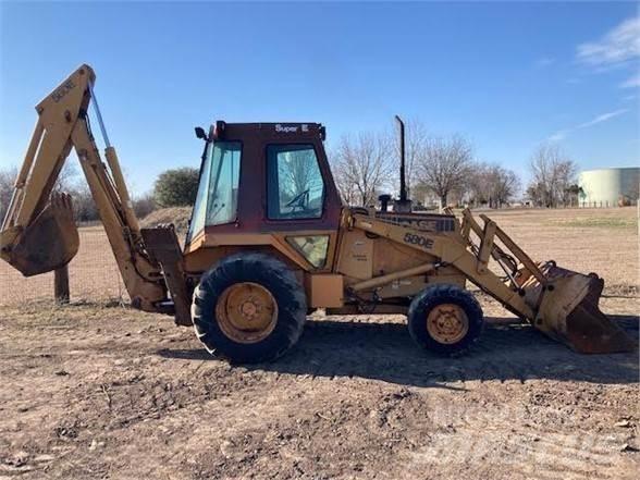 CASE 580SE Backhoe
