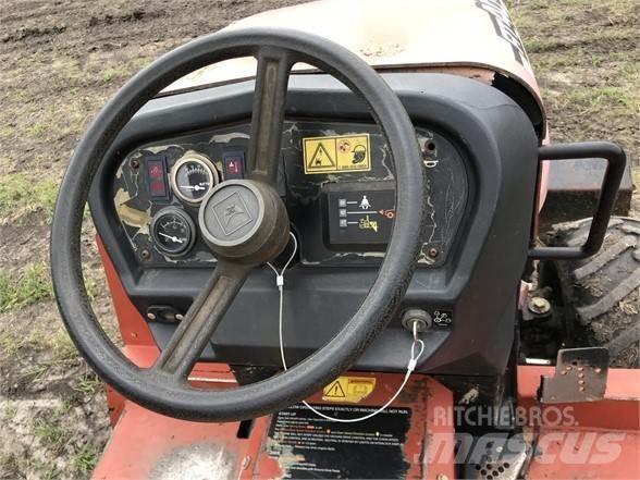 CASE 590 Backhoe