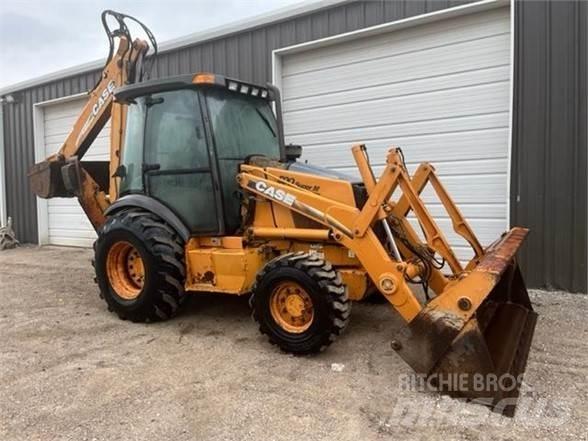 CASE 590SM Backhoe