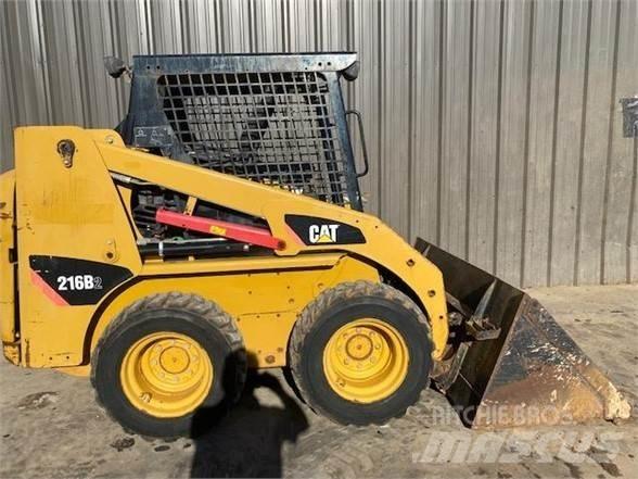 CAT 216B2 Skid steer loaders