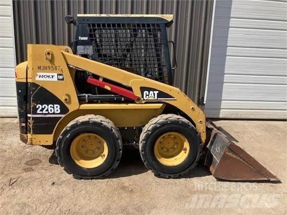 CAT 226B Skid steer loaders