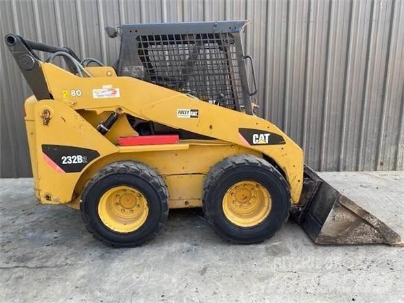 CAT 232B2 Skid steer loaders