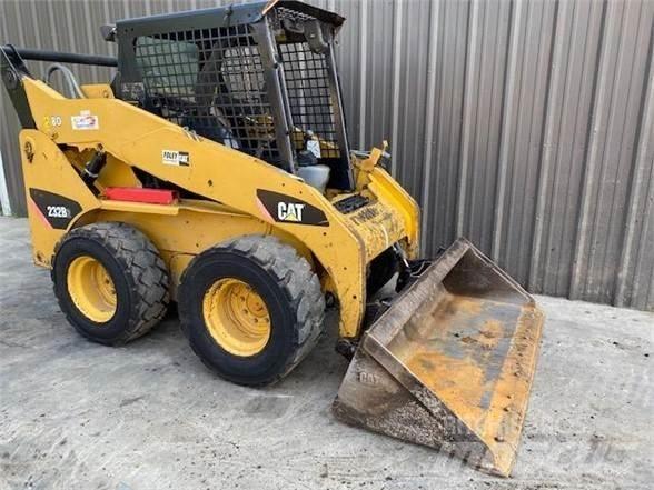 CAT 232B2 Skid steer loaders