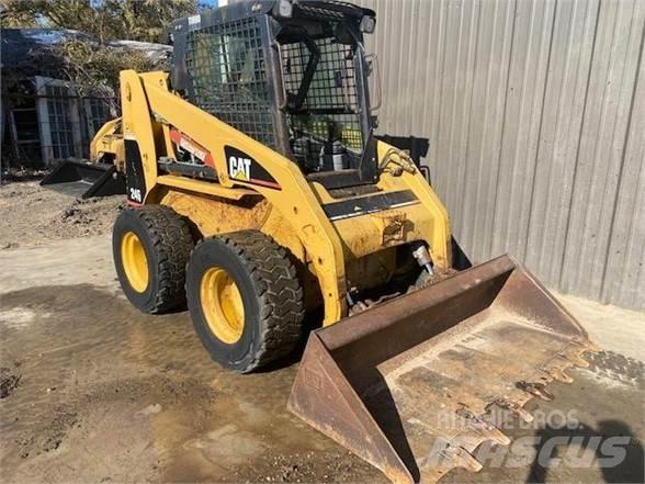 CAT 246 Skid steer loaders