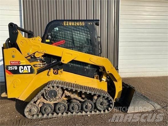 CAT 257D Skid steer loaders