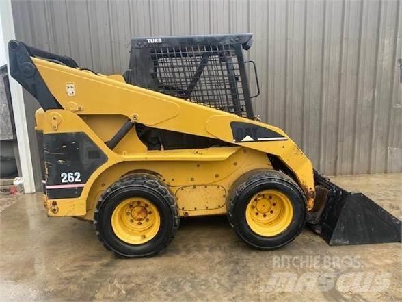 CAT 262 Skid steer loaders