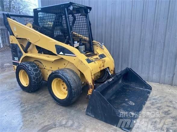 CAT 262 Skid steer loaders