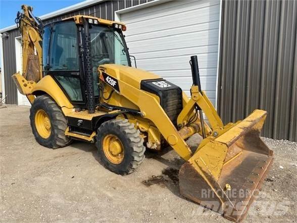 CAT 420F Backhoe