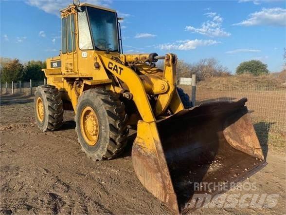 CAT 926 Wheel loaders