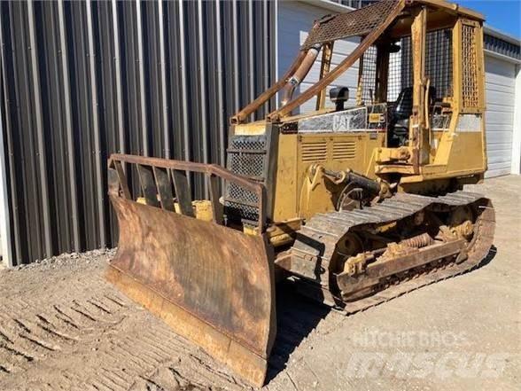 CAT D3C Crawler dozers