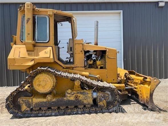 CAT D4H Crawler dozers