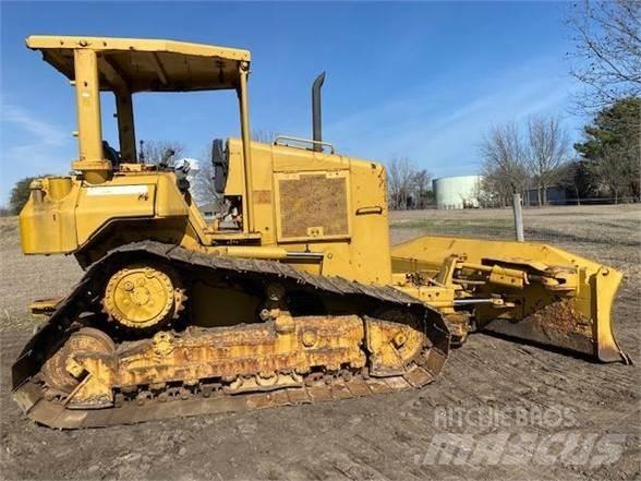 CAT D5N Crawler dozers