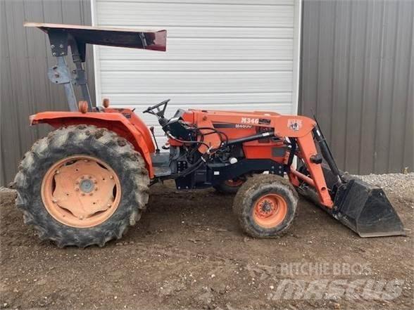 Kubota M4800 Tractors