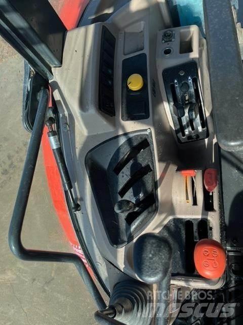 Kubota M6060D Tractors