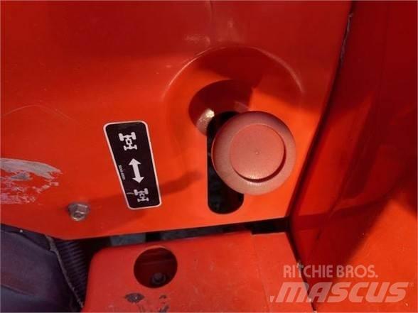 Kubota MX5000 Tractors