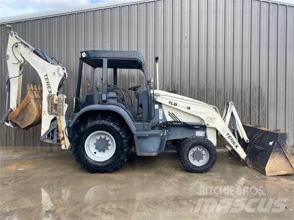 Terex TLB840R Backhoe