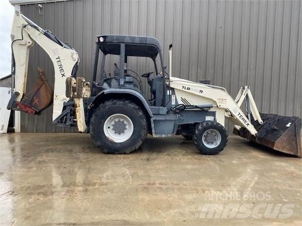 Terex TLB840R Backhoe