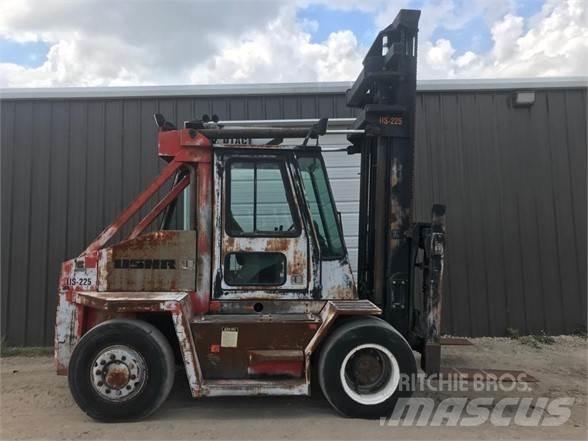 USNR US225 Diesel trucks