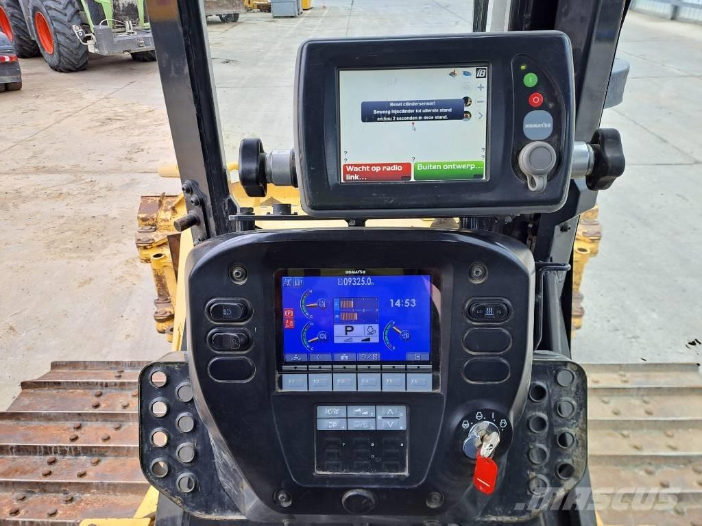 Komatsu D 61 PXI-23 Crawler dozers